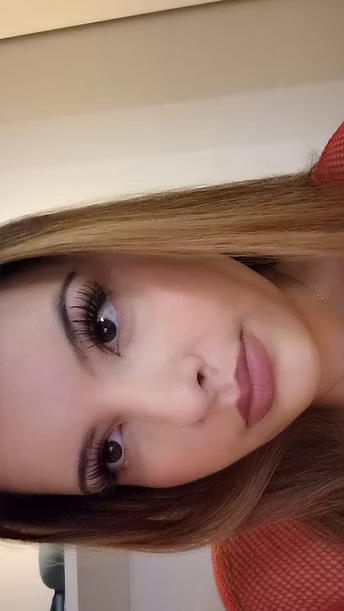 Bare Bloom Lash Clusters 🌸(Förlimmade – Naturliga)